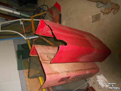 Used parts for tractors International 423