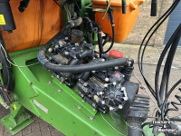 Fieldsprayer pull-type Amazone UX 4200