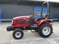 Tractor Knegt 304G2