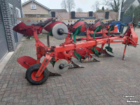 Ploughs Kverneland 4 schaar ploeg