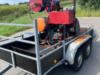 High-pressure cleaner, Hot / Cold  TE HUUR hogedrukreiniger op aanhanger