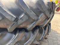 Wheels, Tyres, Rims & Dual spacers Vredestein 13.6X38 dubbellucht 3 ster molcon