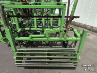 Transplanter Basrijs Basrijs preiponsmachine 9 rijig  Plantmachine/gatenmaker voor prei