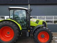Tractor Claas Arion 450 Tractor Traktor