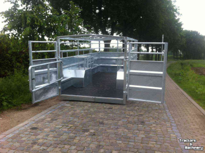 Livestock trailer Heuvelmans 6VWH6025 veewagen 6 en 7 mtr