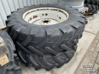 Wheels, Tyres, Rims & Dual spacers New Holland 15w x 38 verstelbare velgen