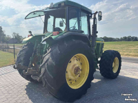 Tractor John Deere 7710