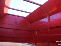 Woodchip trailer VGM Houtsnipperopbouw voor VGM Whitney ZK10 kipper kipwagen