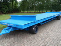 Low loader / Semi trailer Agomac Zwaar transportwagen