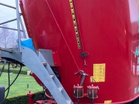 Vertical feed mixer Airmix Peecon 28 m3  Hardox/RVS