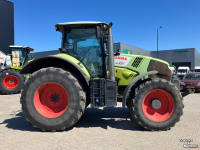 Tractor Claas AXION 830