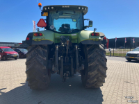 Tractor Claas AXION 830