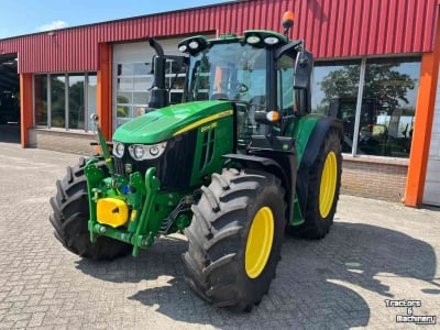 Tractor John Deere 6120M