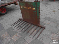 Other manure equipment and accessories Strautmann mestvork hooivork