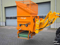 Straw spreader for boxes Flingk SVV 1250