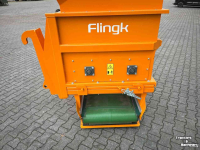 Straw spreader for boxes Flingk SVV 1250