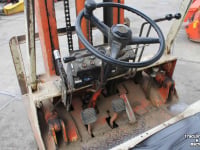 Forklift Mitsubishi FD25 heftruck forklift gabelstapler diesel