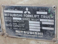 Forklift Mitsubishi FD25 heftruck forklift gabelstapler diesel