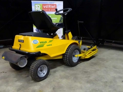 Ride-on mower Stiga 1302