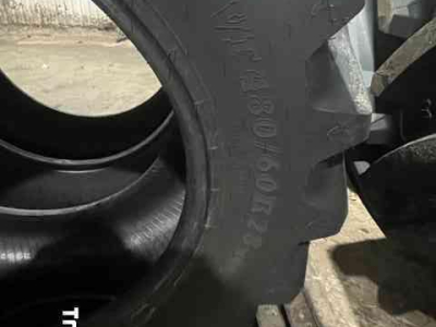 Wheels, Tyres, Rims & Dual spacers BKT VF 600/60R38 + 480/60R28