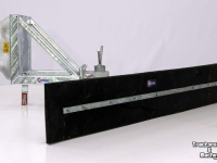 Rubber yard scraper Qmac 240 MECH SCHUIN JCB QUICK HITCH