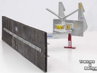 Other livestock equipment and accessories Qmac Rubbere voerschuif veegbord aanveegschuif aanbouw Kramer 250-350