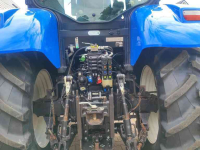 Tractor New Holland T 6070 Range Command