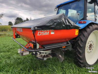 Fertilizer spreader Kubota DSM