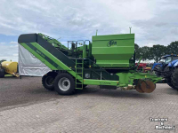 Potato harvester AVR Spirit 6200