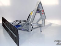 Rubber yard scraper Qmac 240 HYDR SCHUIN ACCORD
