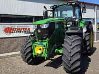 Tractor John Deere 6M200