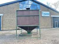 Other conveying equipment and accessories  AARDAPPELBUNKER