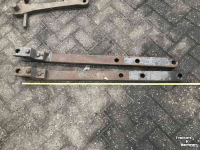 Diverse used spare-parts Fendt Treklat ondertrekhaak  farmer/favorit 300 serie