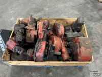 Diverse used spare-parts  Haakse aandrijving, aandrijfpotten, vertraging, transmissie