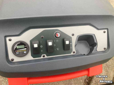 Sweepers and vacuum sweepers Meclean Buster 950 E pro elektrisch