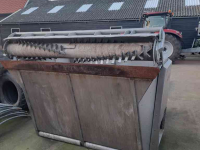 Silage grab-cutter Sieplo M B 2500 mengdoseerbak verticaal Manitou aansluiting