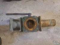 Other manure equipment and accessories  Drie-weg-kraan