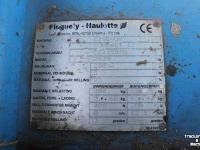 Articulated platforms Haulotte Compact-12 schaarhoogwerker Pinguely-Haulotte Ciseaux