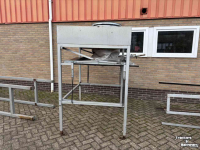 Other conveying equipment and accessories  Tibo Blokker, 104 4000RD 180, stof, afzuiging