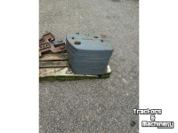 Frontweights New Holland New Holland G/70 Serie 8 x 110 KG Frontgewichten 