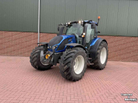 Tractors Valtra N174 Direct