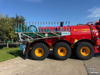 Slurry tank Schuitemaker Robusta 275 + Bomech 12 meter afgifte meter
