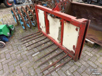 Other attachments and accessories  Mestvork