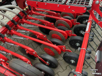 Seed drill Kverneland Kverneland DL 4.50 meter zaaimachine hand opklapbaar