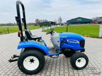 Tractor New Holland BOOMER 25