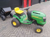 Ride-on mower John Deere l107