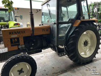 Tractor Renault 75-12 LS ( omkeer naast het stuur)