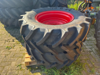 Wheels, Tyres, Rims & Dual spacers Mitas Mitas 380/70R24 op velg