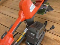 Hedge trimmer Husqvarna 536LiHE3