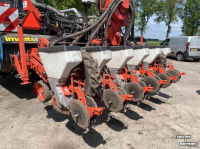 Seed drill Kuhn Planter M 300 bietenzaaier / mäiszaaier
